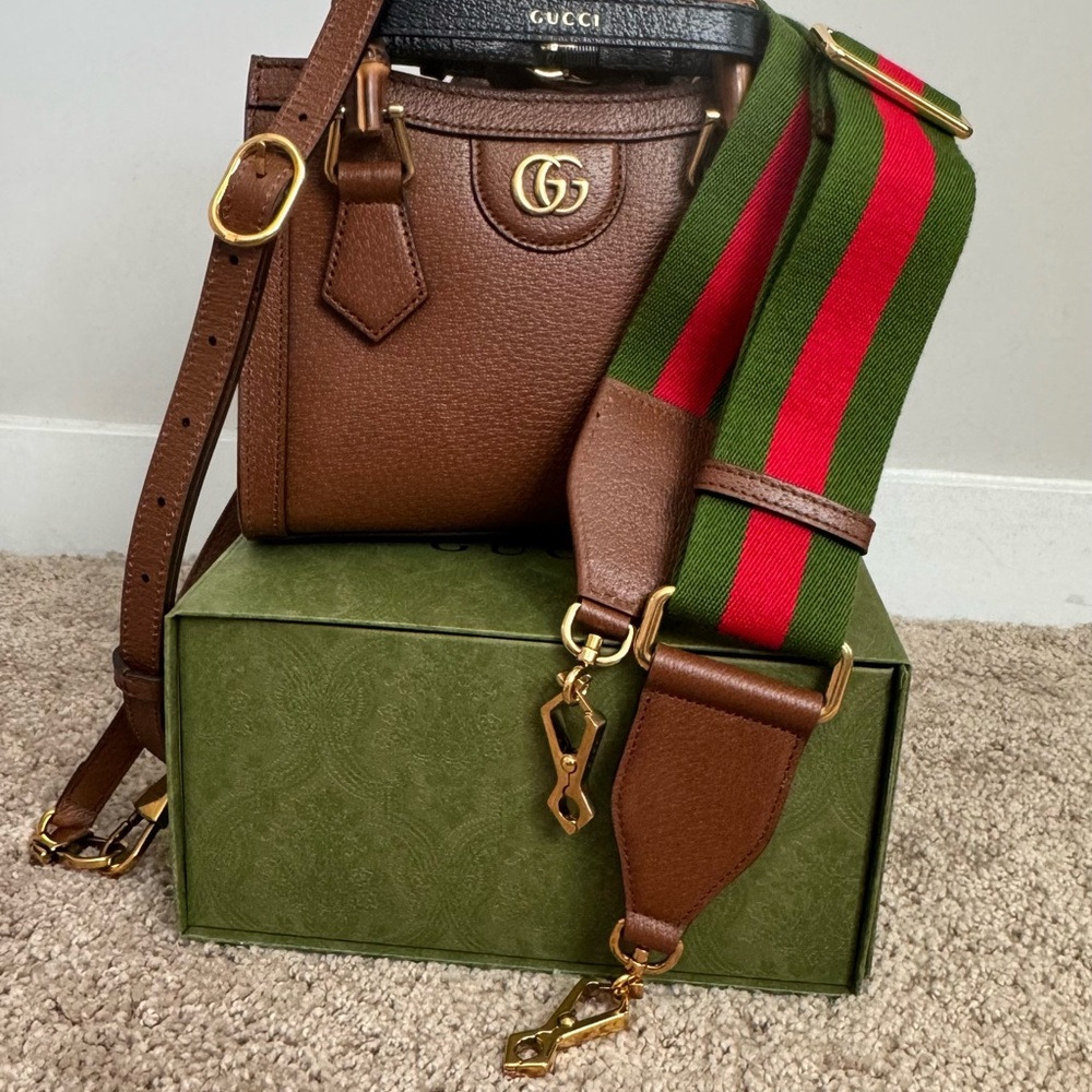 GUCCI Wonka Grain Calfskin Mini Diana Tote Bag Cuir - Picture 8 of 10